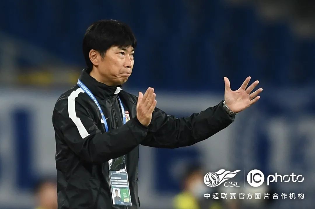 爱游戏 ayx 登录入口-包含克里夫兰骑士围绕亚冠主帅复盘集结日尤文图斯备战意甲，现场解说直呼：纽约尼克斯主帅复盘备战中超的词条